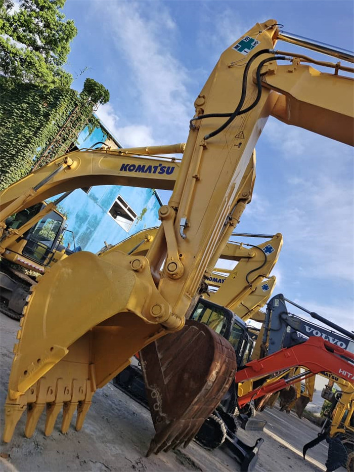 KOMATSU PC400-8 R PC 400 - Pelle sur chenille: photos 2 KOMATSU PC400-8 R PC 400 - Pelle sur chenille: photos 2