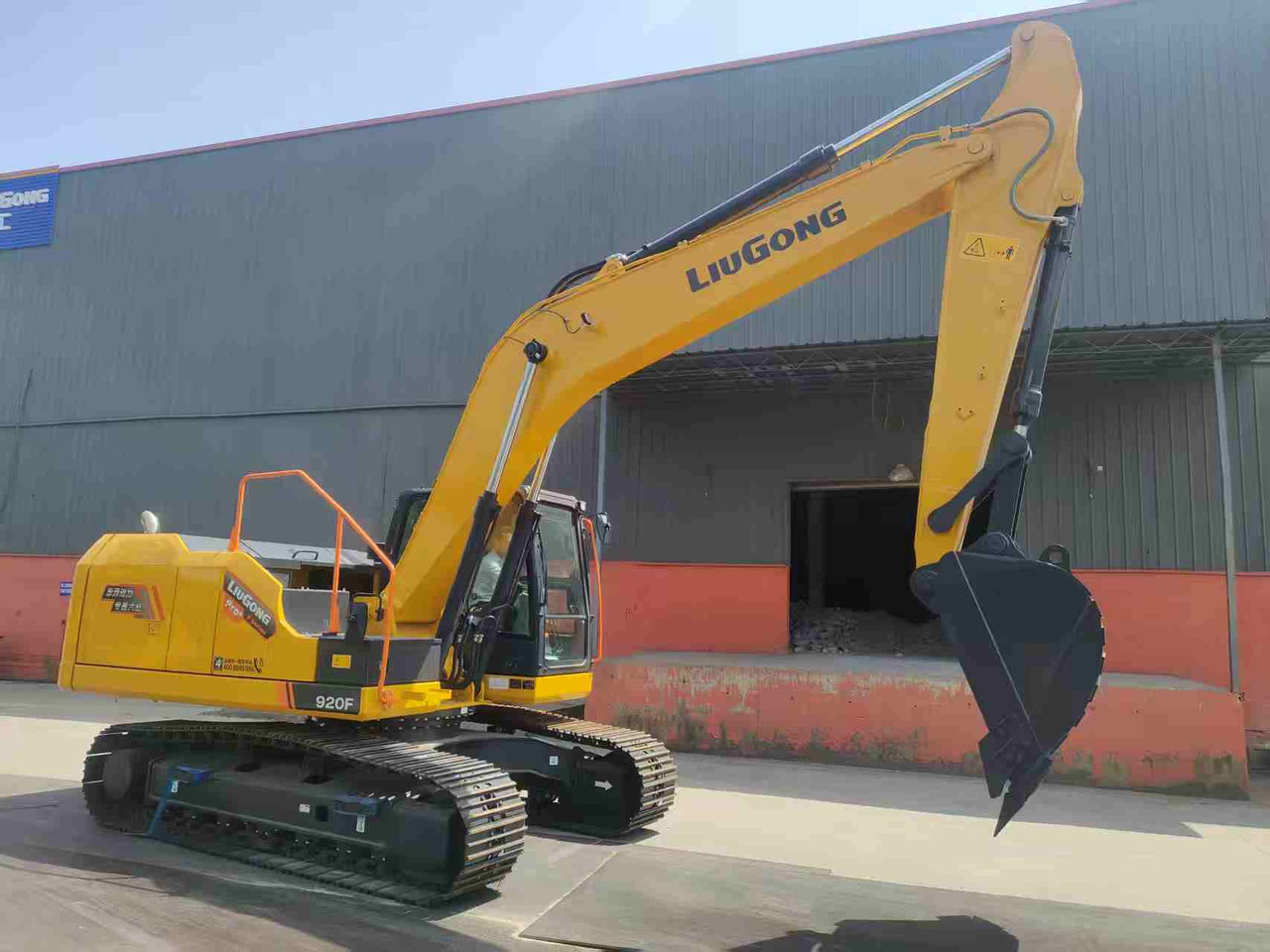 LIUGONG 920FG4 100% Brand New 21.5 TON 20 TON - Pelle sur chenille: photos 3 LIUGONG 920FG4 100% Brand New 21.5 TON 20 TON - Pelle sur chenille: photos 3