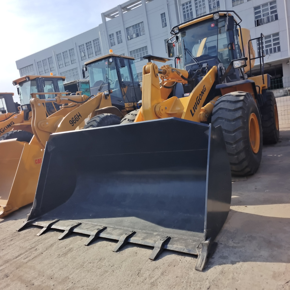 LIUGONG CLG 856H Clg862 6 Tons Front Wheel Loader Clg862h 856h Loaders with Good Condition Cheap Price for Sale - Chargeuse sur pneus: photos 5 LIUGONG CLG 856H Clg862 6 Tons Front Wheel Loader Clg862h 856h Loaders with Good Condition Cheap Price for Sale - Chargeuse sur pneus: photos 5
