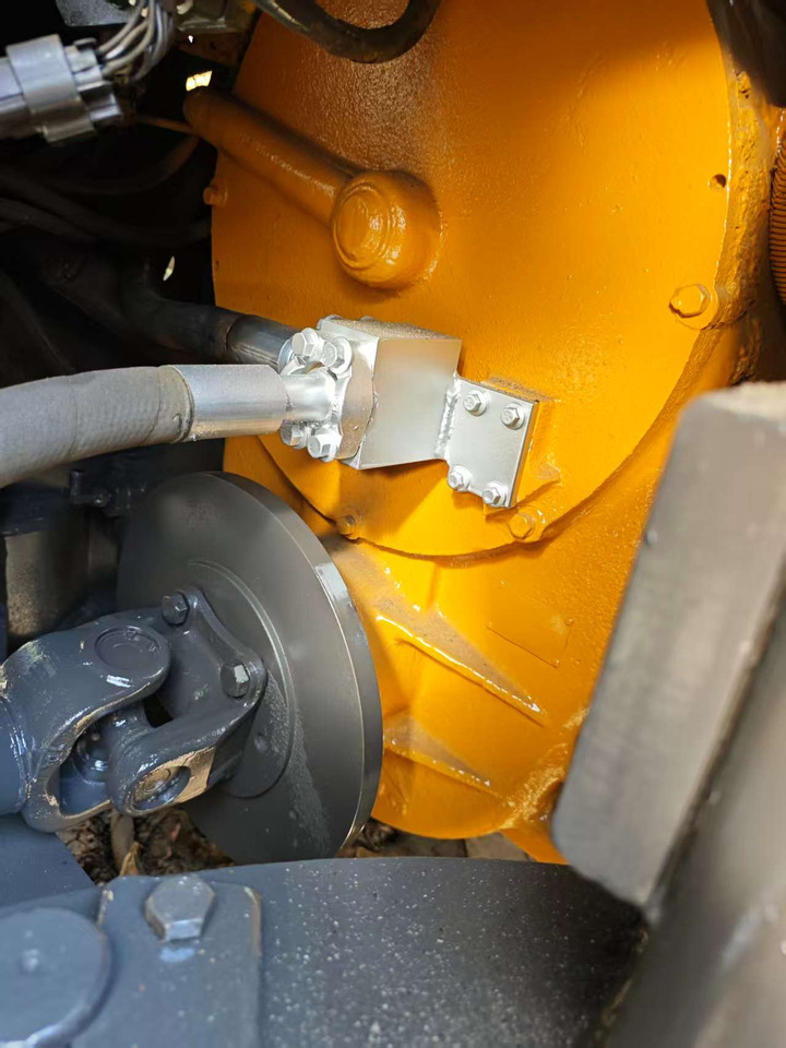 SDLG LG 936L WITH DEUTZ - Chargeuse sur pneus: photos 2 SDLG LG 936L WITH DEUTZ - Chargeuse sur pneus: photos 2