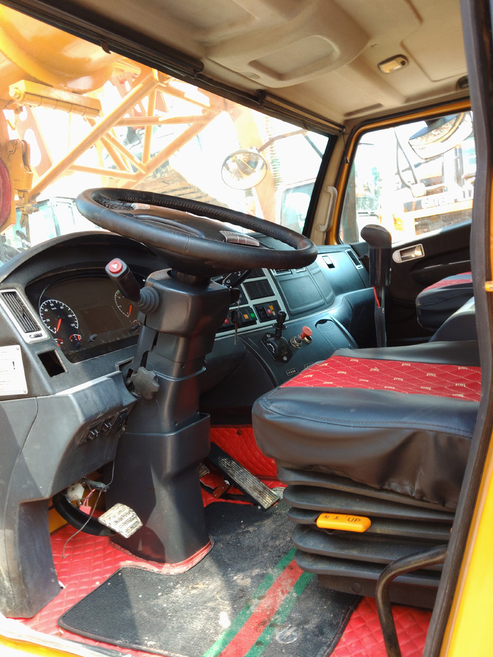 XCMG XCT50K 50 TON - Grue mobile: photos 3 XCMG XCT50K 50 TON - Grue mobile: photos 3