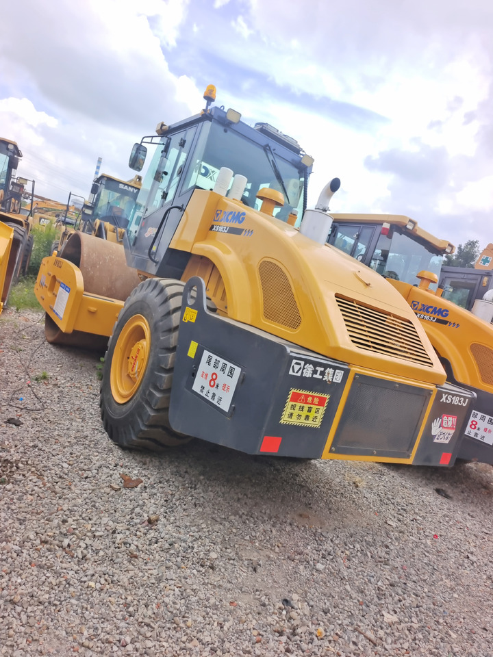 XCMG XS 183J 203J 223J 143J 163J 263J - Rouleau compresseur: photos 2 XCMG XS 183J 203J 223J 143J 163J 263J - Rouleau compresseur: photos 2