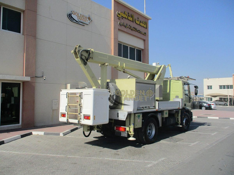 Iveco Euro Cargo 180E28 - Nacelle: photos 2 Iveco Euro Cargo 180E28 - Nacelle: photos 2