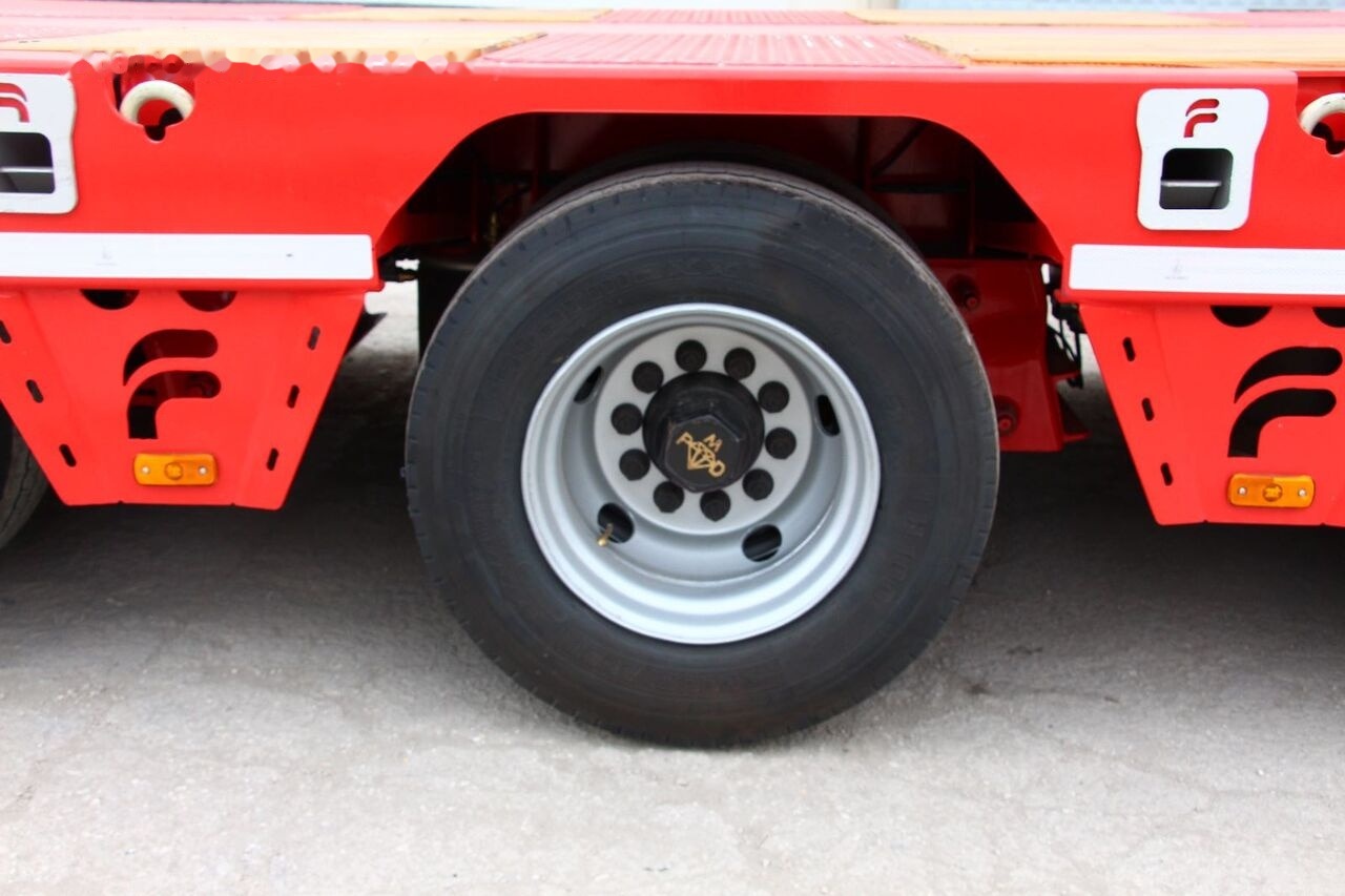 Fesan 4 AXLES LOWBED - Semi-remorque surbaissé: photos 2 Fesan 4 AXLES LOWBED - Semi-remorque surbaissé: photos 2