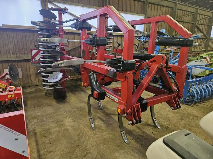 Horsch Terrano 4 FX - Bineuse: photos 2 Horsch Terrano 4 FX - Bineuse: photos 2