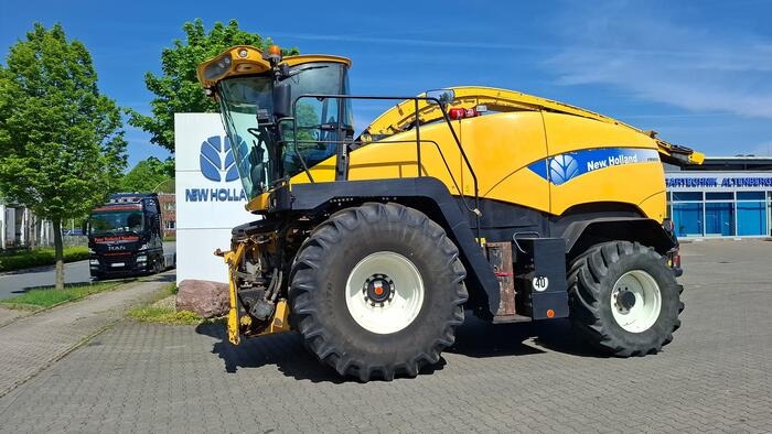 New Holland FR 9060 - Ensileuse: photos 1 New Holland FR 9060 - Ensileuse: photos 1
