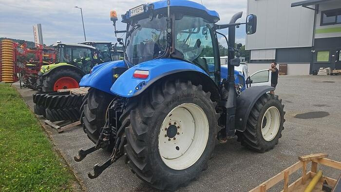 New Holland T6.160 Auto Command - Tracteur agricole: photos 3 New Holland T6.160 Auto Command - Tracteur agricole: photos 3