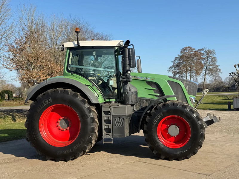 Fendt Vario 828 Profi plus 50 KM Vario 828 Profi plus 50 KM - Tracteur agricole: photos 2 Fendt Vario 828 Profi plus 50 KM Vario 828 Profi plus 50 KM - Tracteur agricole: photos 2