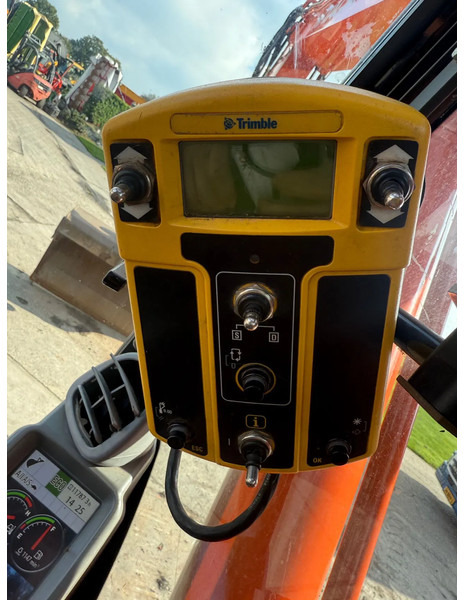 Hitachi Zaxis ZX 210- LC 5B Rupskraan - Pelle sur chenille: photos 5 Hitachi Zaxis ZX 210- LC 5B Rupskraan - Pelle sur chenille: photos 5