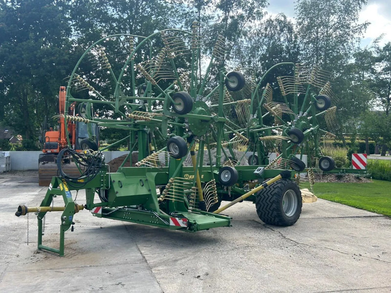 Crédit-bail de Krone Krone swadro 1400 Plus Zwadhark 4 rotor hark Krone Krone swadro 1400 Plus Zwadhark 4 rotor hark: photos 13