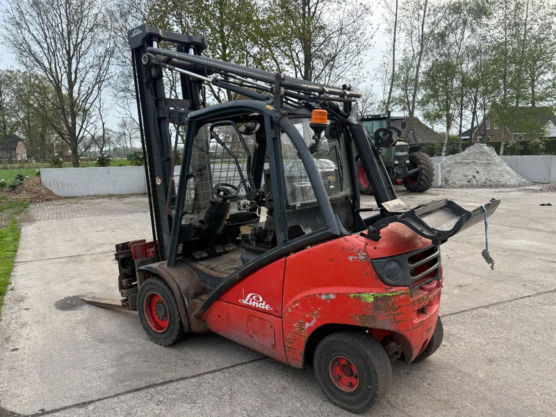 Linde H35T LPG LINDE H35T LPG Heftruck - Chariot élévateur à gaz: photos 4 Linde H35T LPG LINDE H35T LPG Heftruck - Chariot élévateur à gaz: photos 4