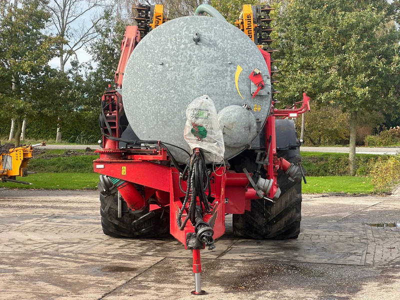 Schuitemaker Robusta 116 + Veenhuis euroject 7.60 Bemestertank - Machine agricole: photos 3 Schuitemaker Robusta 116 + Veenhuis euroject 7.60 Bemestertank - Machine agricole: photos 3