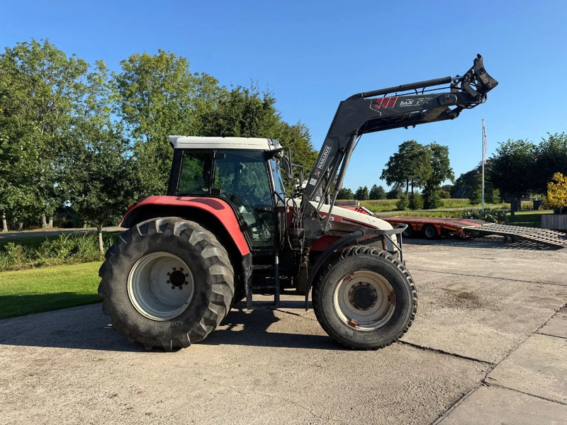 Steyr 9105 A 9105 A Voorlader Steyr Case - Tracteur agricole: photos 1 Steyr 9105 A 9105 A Voorlader Steyr Case - Tracteur agricole: photos 1