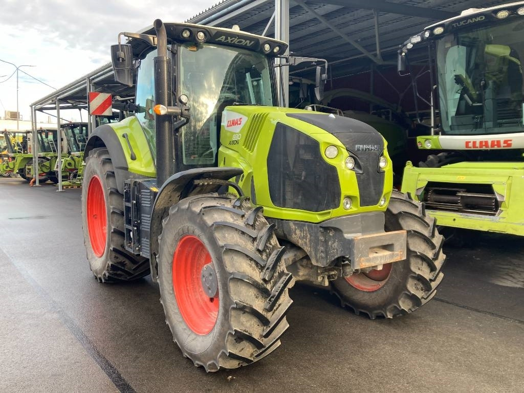 Claas Axion 830 CIS - Tracteur agricole: photos 2 Claas Axion 830 CIS - Tracteur agricole: photos 2