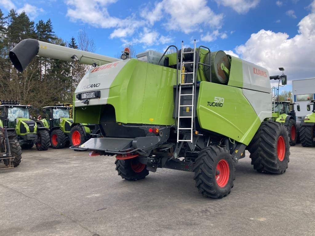 Claas Tucano 570 - Moissonneuse-batteuse: photos 5 Claas Tucano 570 - Moissonneuse-batteuse: photos 5