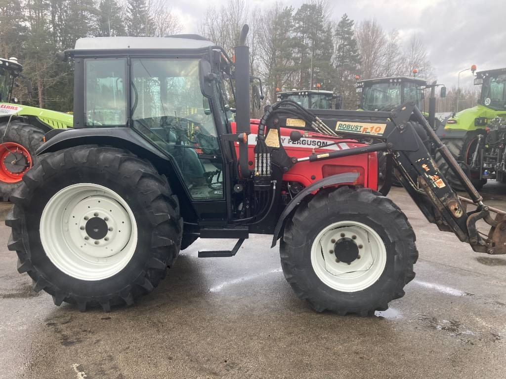 Massey Ferguson 4455 - Tracteur agricole: photos 5 Massey Ferguson 4455 - Tracteur agricole: photos 5