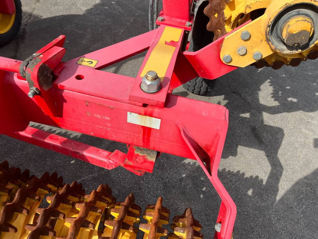 Vaderstad ROLLEX 620 - Rouleau agricole: photos 4 Vaderstad ROLLEX 620 - Rouleau agricole: photos 4