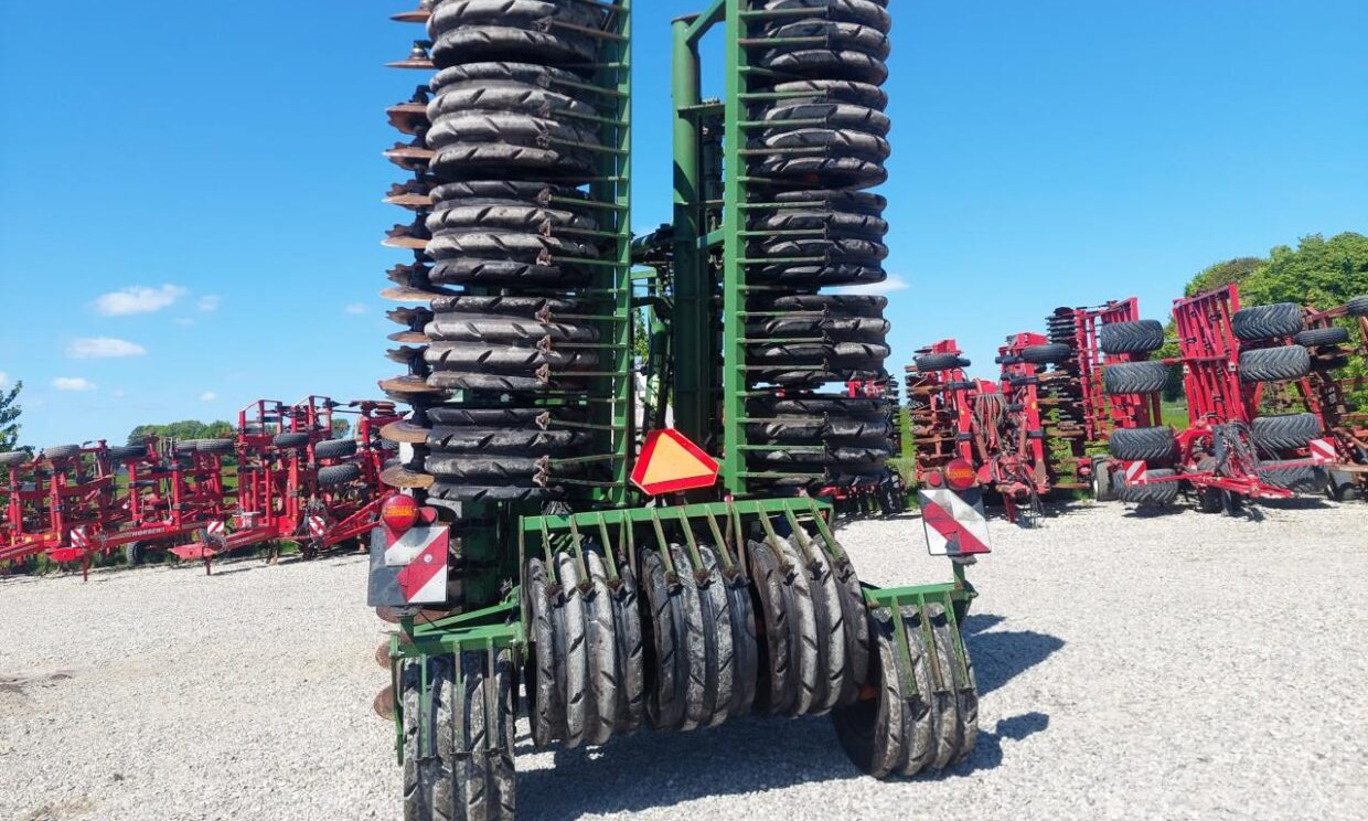 Amazone Catros 7500 - Cover crop: photos 5 Amazone Catros 7500 - Cover crop: photos 5