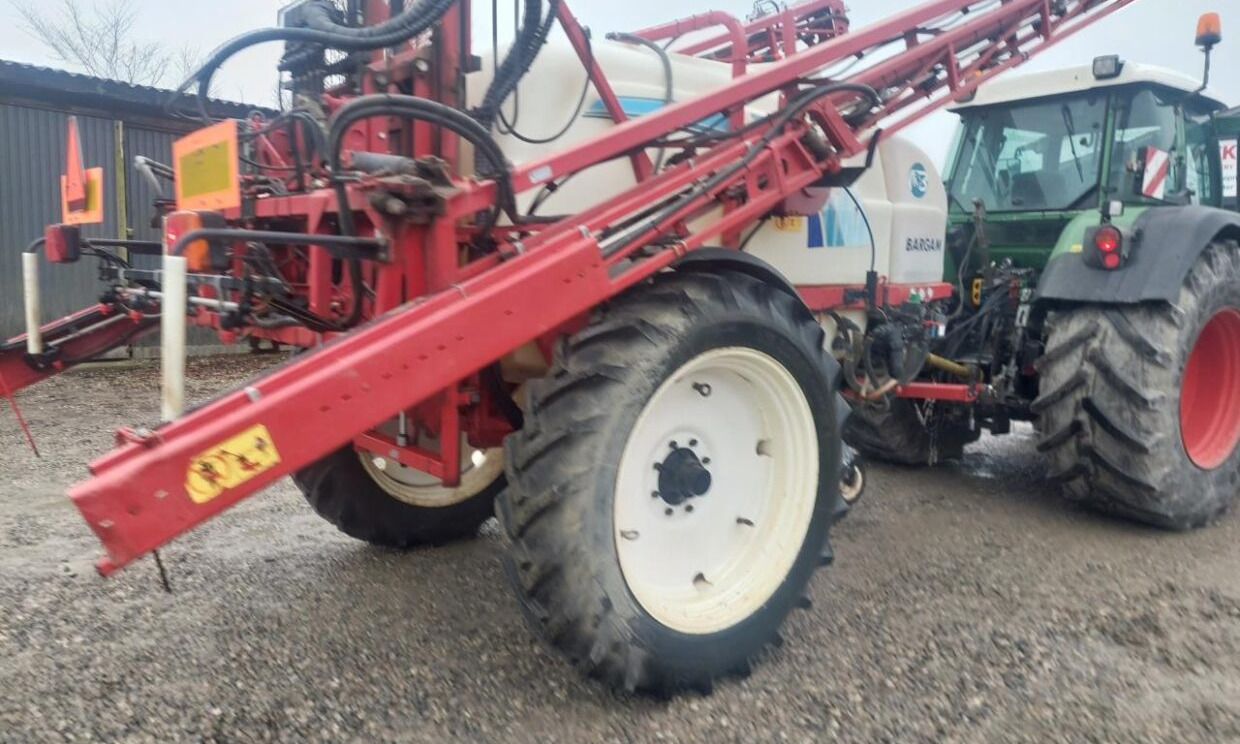 Bargam Elios 3000 - Synet til 2028 - Pulvérisateur traîné: photos 2 Bargam Elios 3000 - Synet til 2028 - Pulvérisateur traîné: photos 2