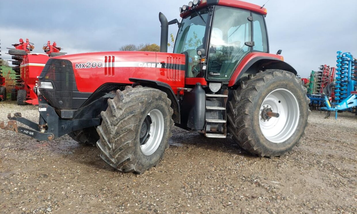 Case IH MAGNUM MX 200 - Tracteur agricole: photos 1 Case IH MAGNUM MX 200 - Tracteur agricole: photos 1