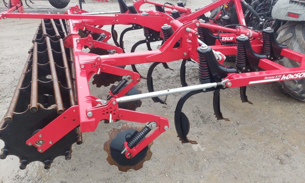 Horsch Terrano 4 FX - Bineuse: photos 3 Horsch Terrano 4 FX - Bineuse: photos 3