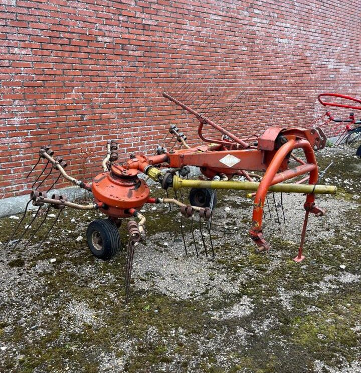 Kuhn GSR 25 N - Faneuse: photos 2 Kuhn GSR 25 N - Faneuse: photos 2