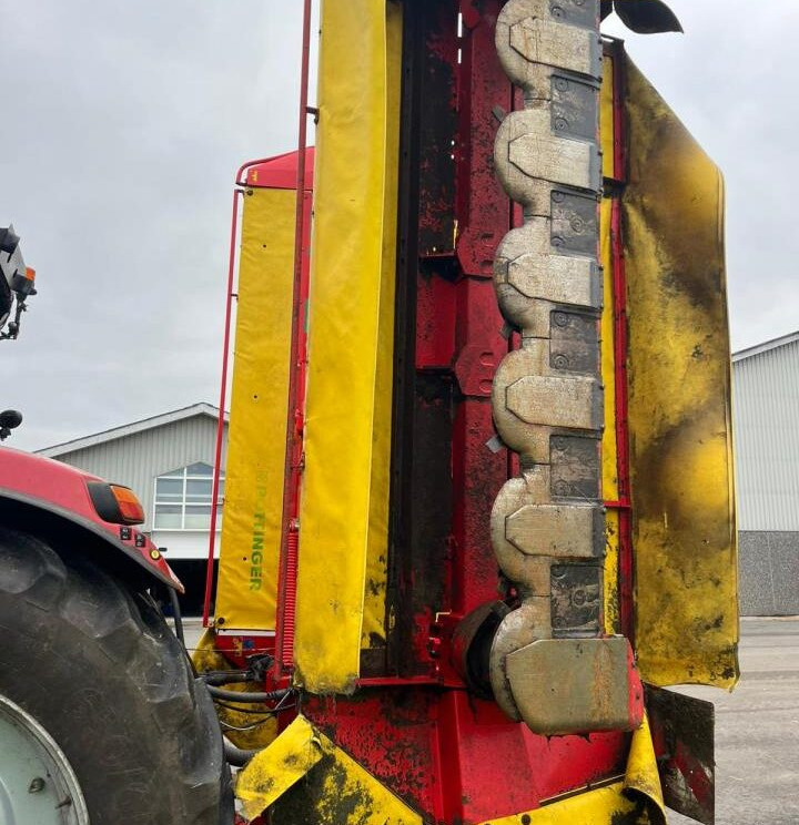 Pöttinger Novacat 8600 +Alpha Motion 306 - Faucheuse: photos 4 Pöttinger Novacat 8600 +Alpha Motion 306 - Faucheuse: photos 4