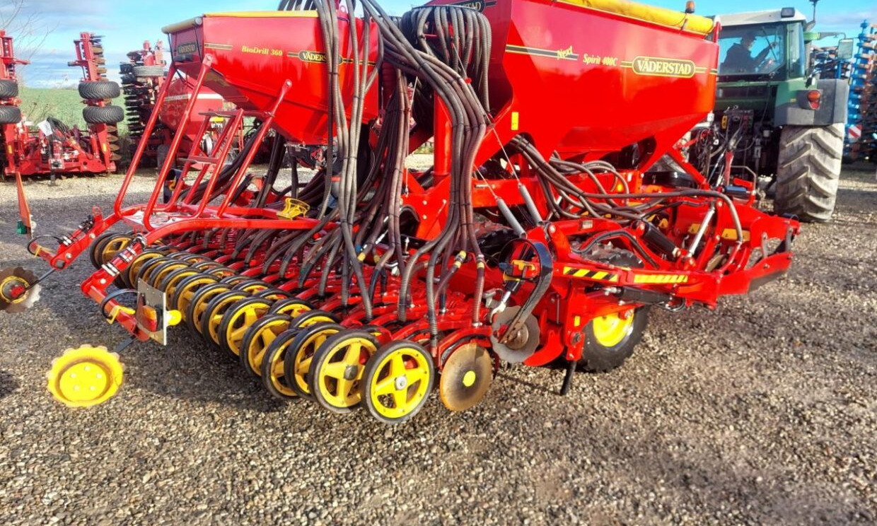 Väderstad Spirit 400 C med BioDrill - Semoir: photos 2 Väderstad Spirit 400 C med BioDrill - Semoir: photos 2