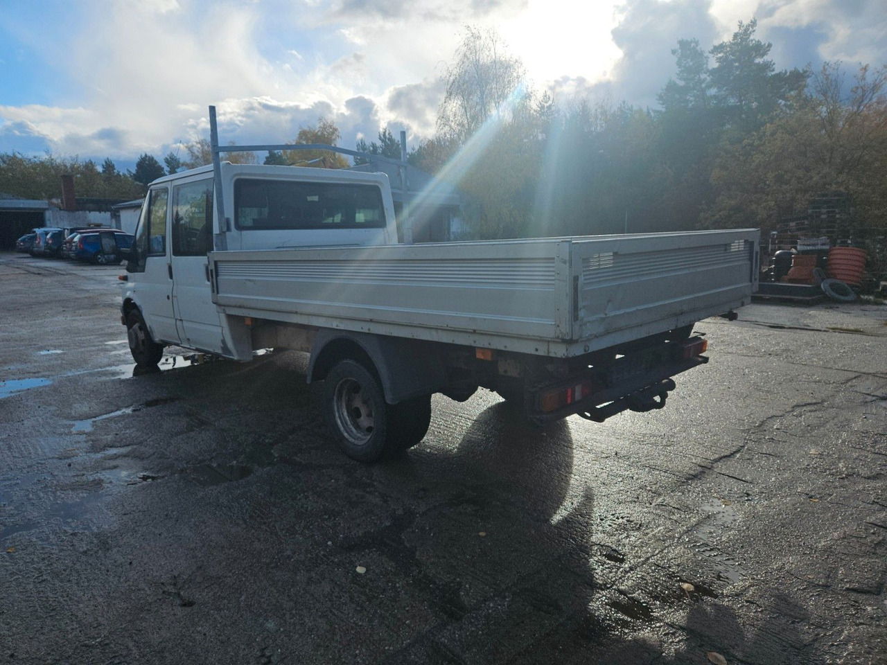Ford Transit DOKA Pritsche Zwillingsbereifung - Utilitaire plateau, Utilitaire double cabine: photos 3 Ford Transit DOKA Pritsche Zwillingsbereifung - Utilitaire plateau, Utilitaire double cabine: photos 3