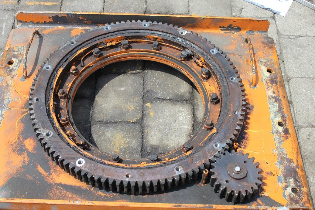 63,5 Durchmesser - Couronne d'orientation pour Engins de chantier: photos 3 63,5 Durchmesser - Couronne d'orientation pour Engins de chantier: photos 3