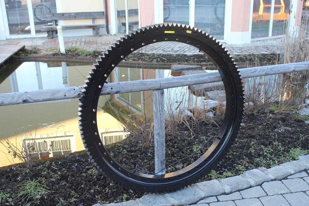 Atlas R 1704 AWEA 4 - Couronne d'orientation pour Engins de chantier: photos 2 Atlas R 1704 AWEA 4 - Couronne d'orientation pour Engins de chantier: photos 2