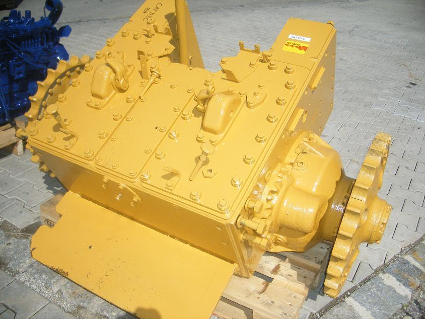 Caterpillar Planieraupe D 3 C/B - Transmission pour Engins de chantier: photos 3 Caterpillar Planieraupe D 3 C/B - Transmission pour Engins de chantier: photos 3