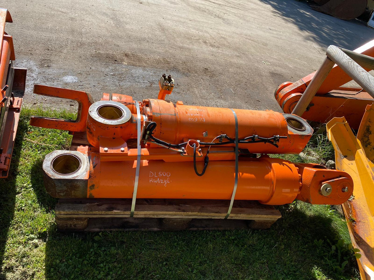 Doosan DL 500 - Vérin hydraulique pour Engins de chantier: photos 5 Doosan DL 500 - Vérin hydraulique pour Engins de chantier: photos 5