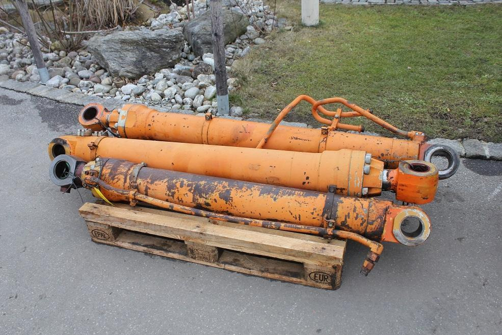 Vérin hydraulique pour Engins de chantier Hitachi FH 220 LC: photos 6