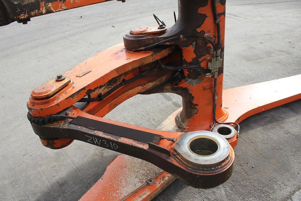 Hitachi ZW 310 - Flèche pour Chargeuse sur pneus: photos 3 Hitachi ZW 310 - Flèche pour Chargeuse sur pneus: photos 3