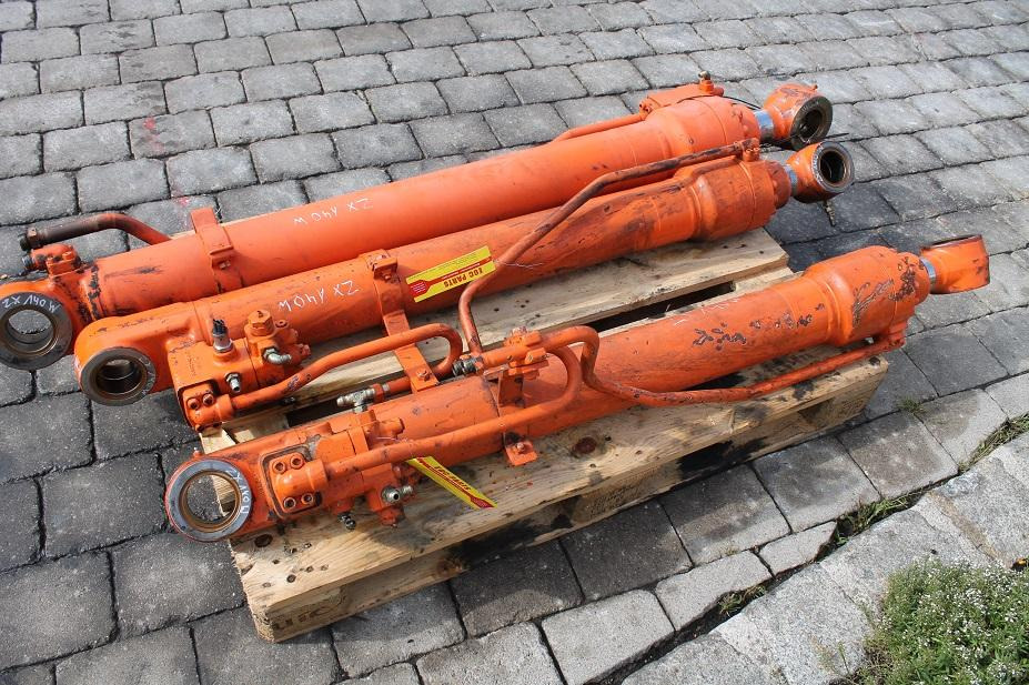 Hitachi ZX 140W - Vérin hydraulique pour Engins de chantier: photos 4 Hitachi ZX 140W - Vérin hydraulique pour Engins de chantier: photos 4