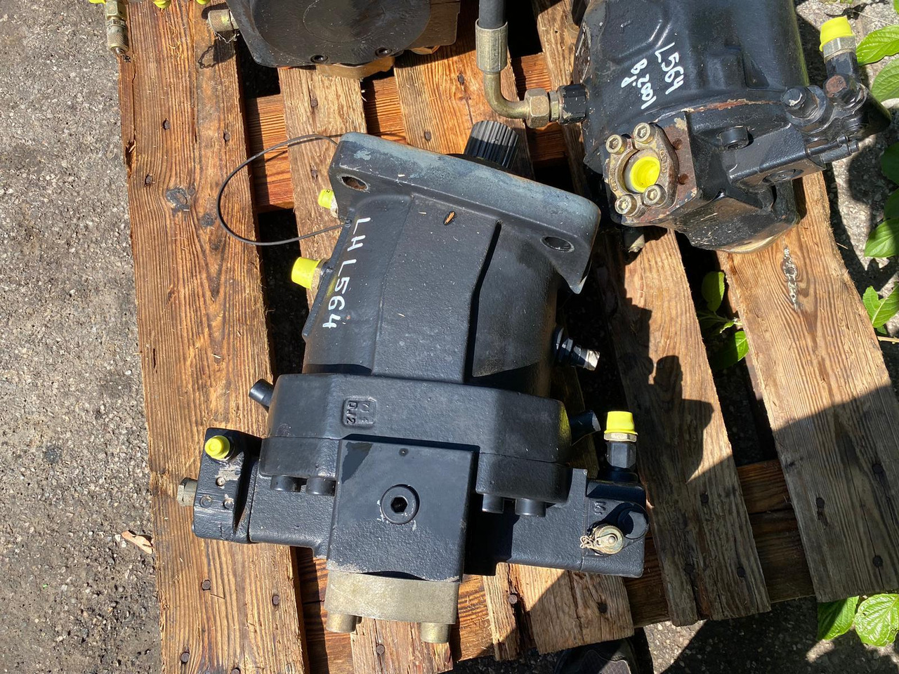 Hydromatik A6VM 200 DA aus L564 - Pompe hydraulique pour Engins de chantier: photos 1 Hydromatik A6VM 200 DA aus L564 - Pompe hydraulique pour Engins de chantier: photos 1