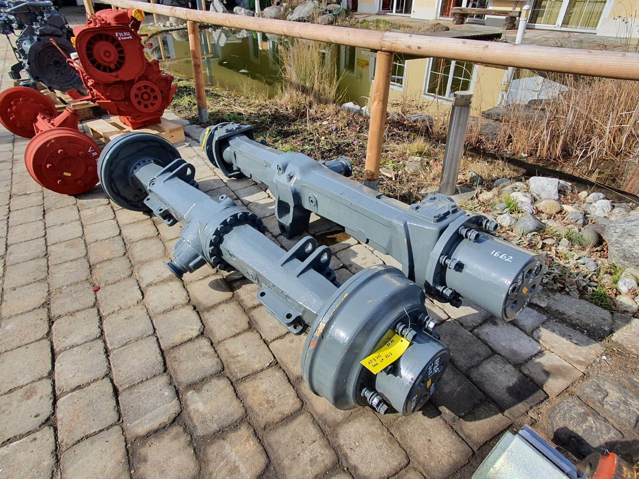 Liebherr AP B 745 aus A312 - Essieu et pièces pour Engins de chantier: photos 3 Liebherr AP B 745 aus A312 - Essieu et pièces pour Engins de chantier: photos 3