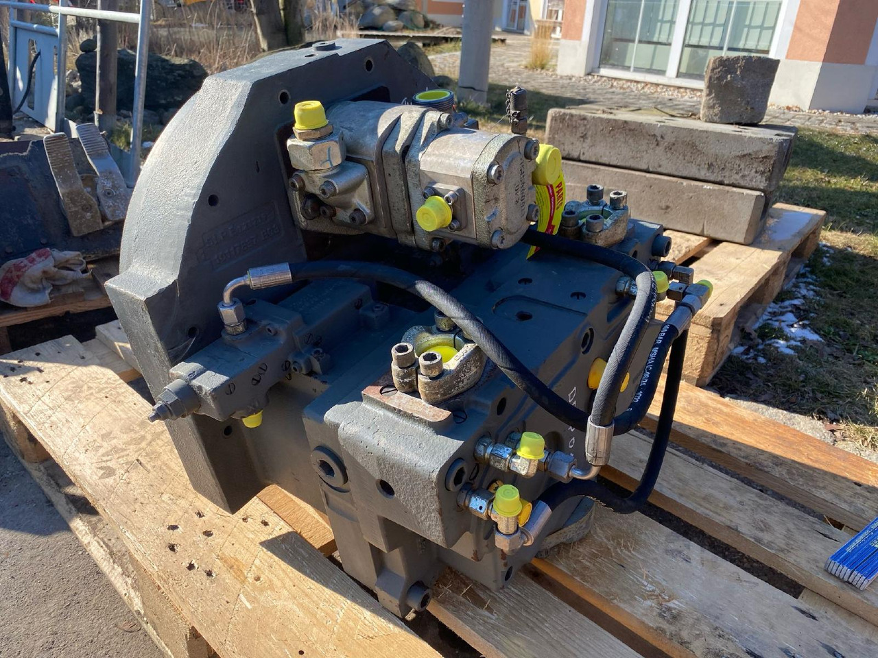 Liebherr DPV O 108 aus LH R924 C LIT - Pompe hydraulique pour Engins de chantier: photos 2 Liebherr DPV O 108 aus LH R924 C LIT - Pompe hydraulique pour Engins de chantier: photos 2