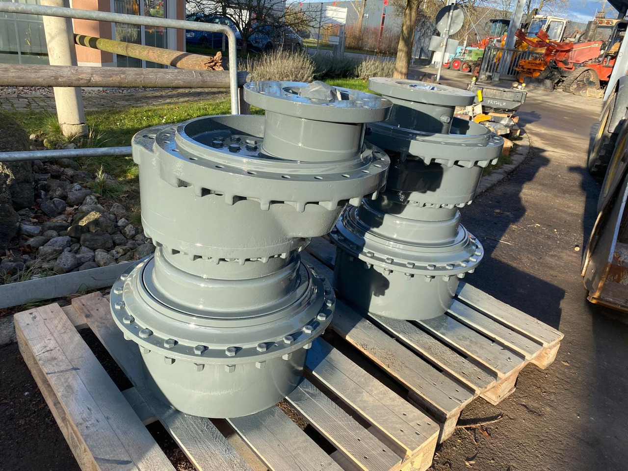 Liebherr FAT 450E505 aus PR 724 - Moteur de translation pour Engins de chantier: photos 3 Liebherr FAT 450E505 aus PR 724 - Moteur de translation pour Engins de chantier: photos 3