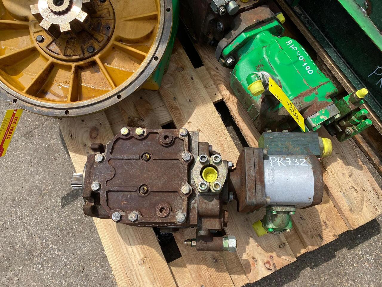 Liebherr Linde BPV 100 aus PR 732 - Pompe hydraulique pour Engins de chantier: photos 2 Liebherr Linde BPV 100 aus PR 732 - Pompe hydraulique pour Engins de chantier: photos 2