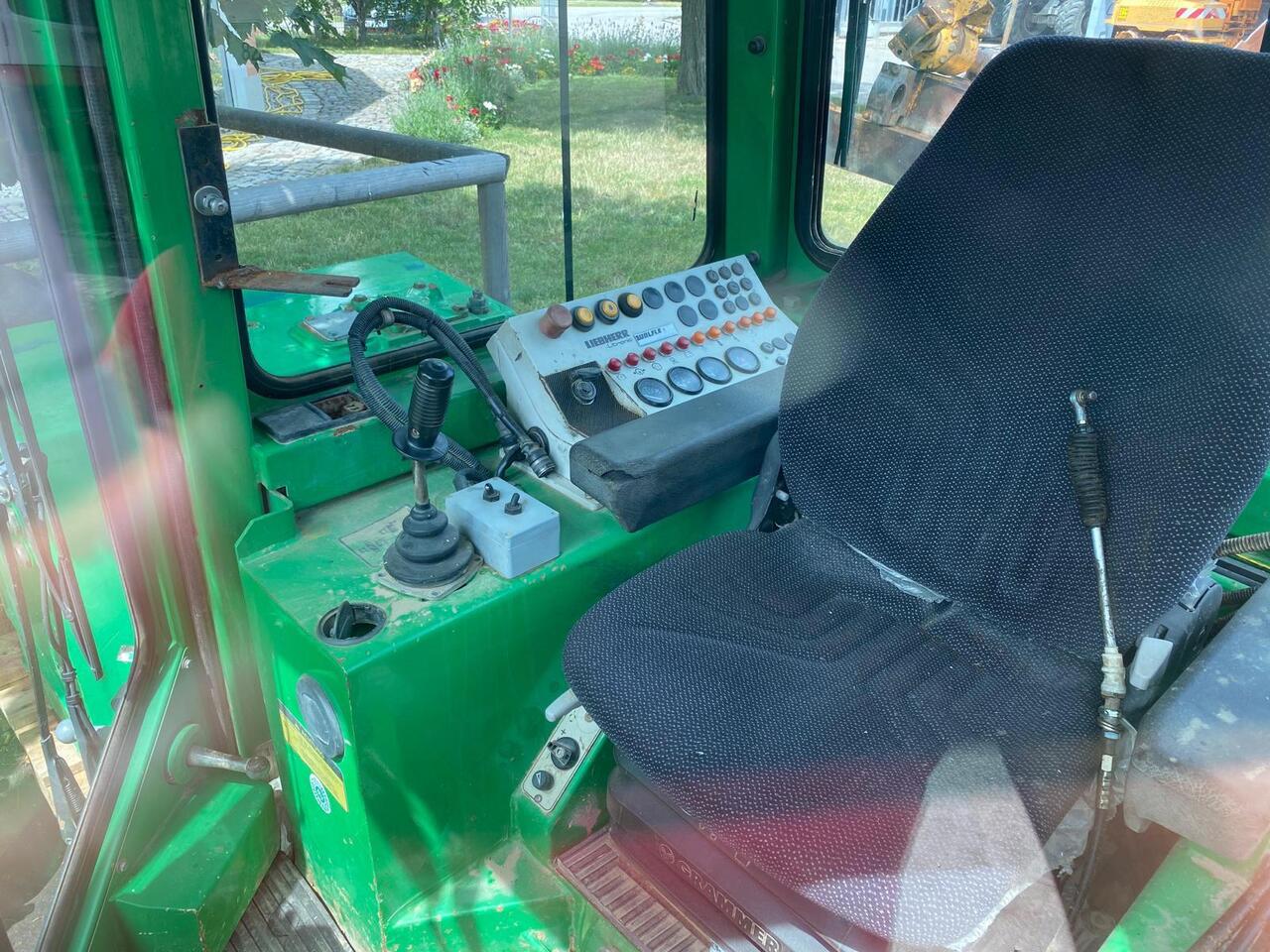 Liebherr PR 732 - Cabine pour Engins de chantier: photos 5 Liebherr PR 732 - Cabine pour Engins de chantier: photos 5