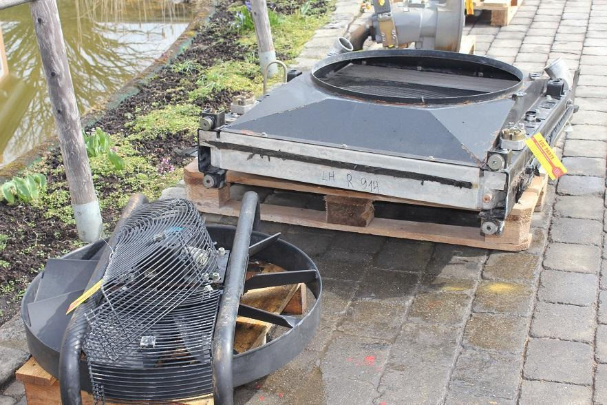 Système de refroidissement pour Engins de chantier Liebherr R 914: photos 7