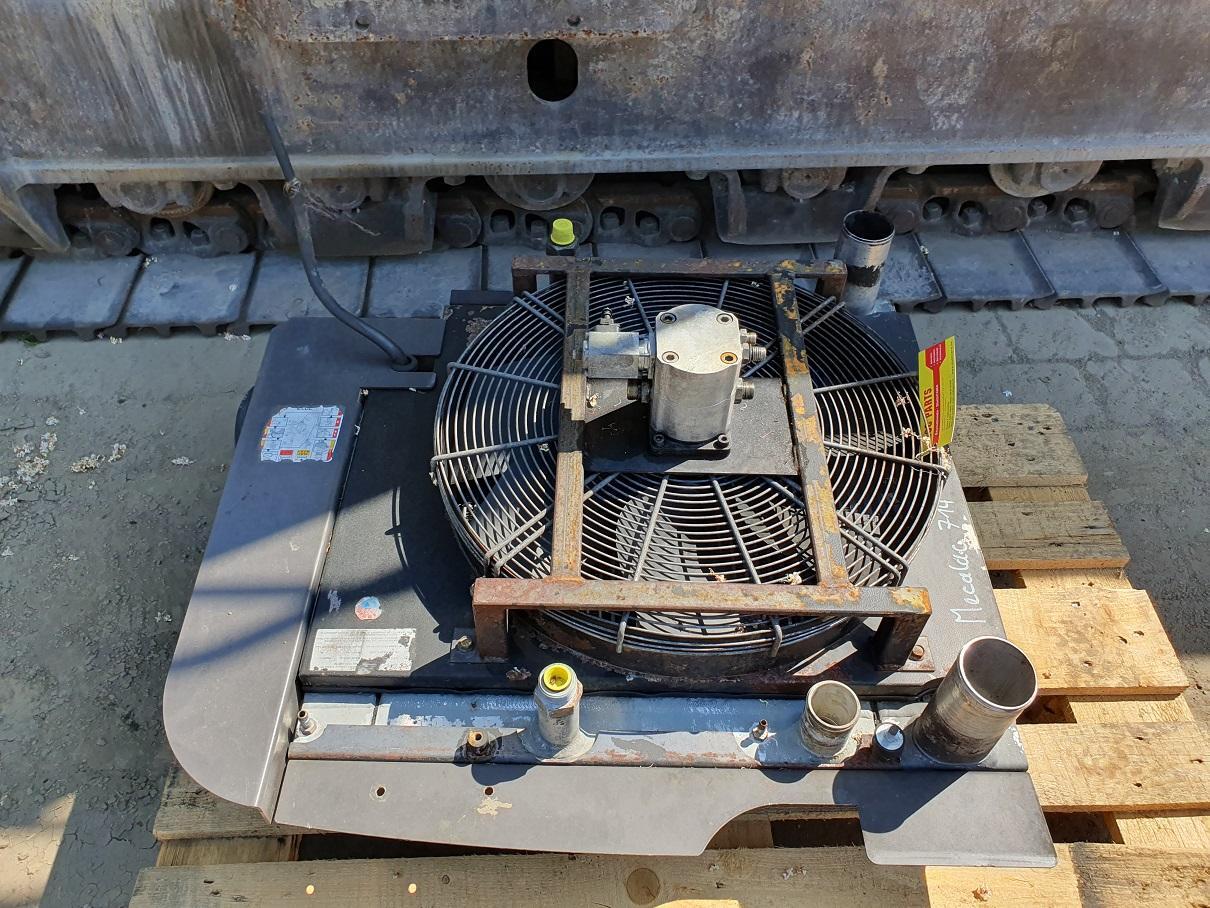 Mecalac 714 MW - Système de refroidissement pour Engins de chantier: photos 2 Mecalac 714 MW - Système de refroidissement pour Engins de chantier: photos 2