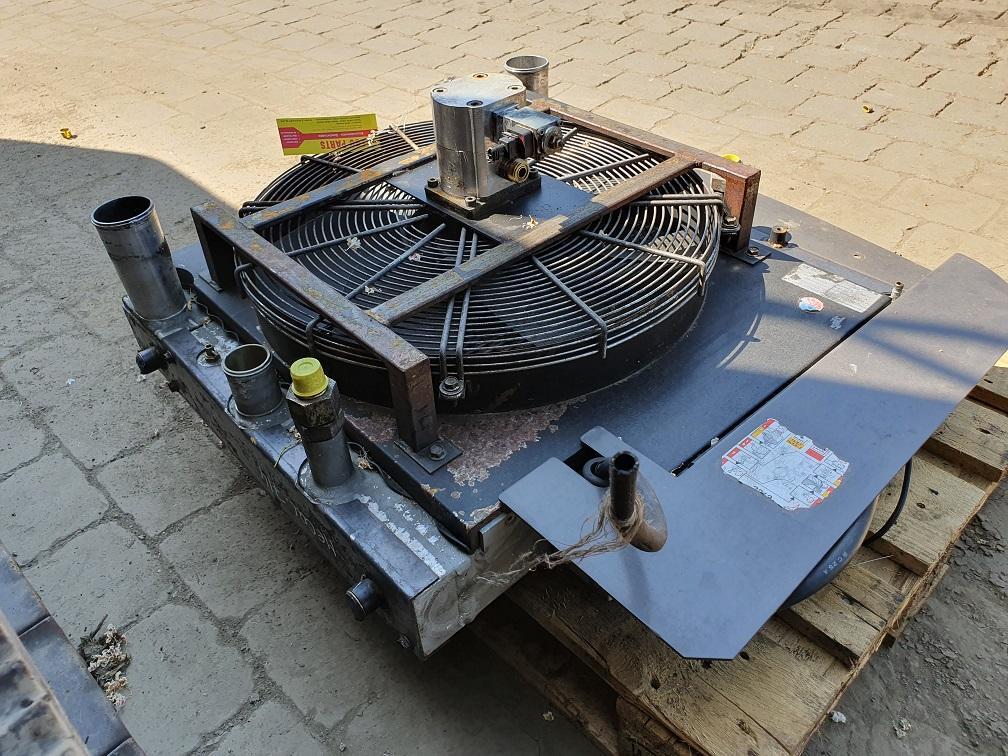 Mecalac 714 MW - Système de refroidissement pour Engins de chantier: photos 4 Mecalac 714 MW - Système de refroidissement pour Engins de chantier: photos 4