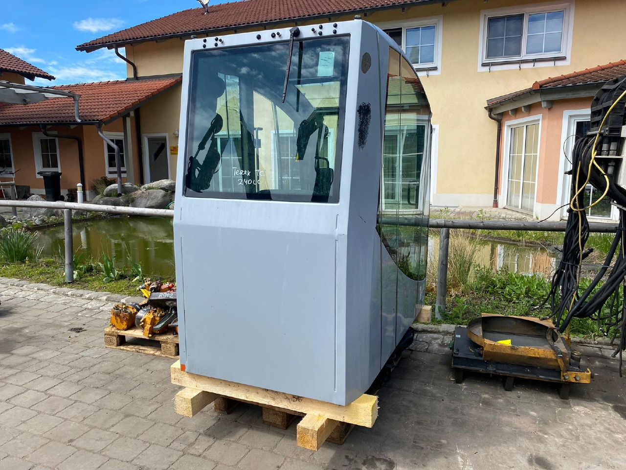 Terex TC 240 LC - Cabine pour Engins de chantier: photos 5 Terex TC 240 LC - Cabine pour Engins de chantier: photos 5