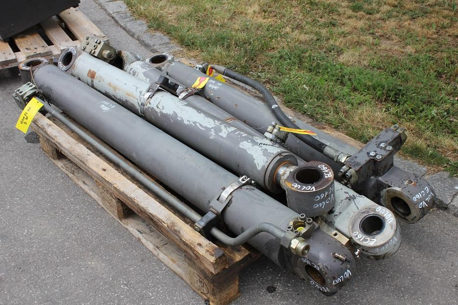 Volvo EC 160 - Vérin hydraulique pour Engins de chantier: photos 3 Volvo EC 160 - Vérin hydraulique pour Engins de chantier: photos 3