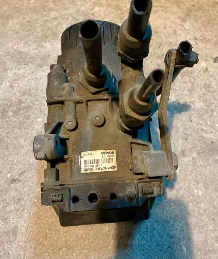 0486203025 Scania R - Valve de frein pour Camion: photos 2 0486203025 Scania R - Valve de frein pour Camion: photos 2