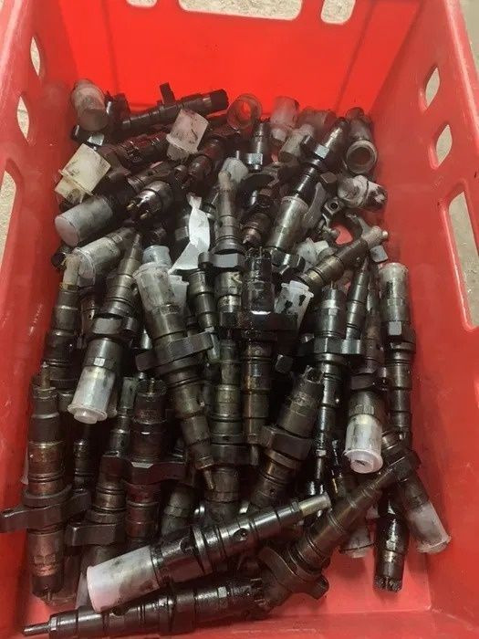IVECO Eurocargo Używane do regeneracji 0445120007 IVECO - Injecteur pour Camion: photos 1 IVECO Eurocargo Używane do regeneracji 0445120007 IVECO - Injecteur pour Camion: photos 1