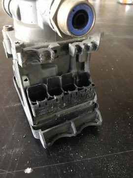 Knorr-Bremse 21114974 Volvo FH FM truck - Valve de frein pour Camion: photos 4 Knorr-Bremse 21114974 Volvo FH FM truck - Valve de frein pour Camion: photos 4